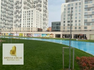 Kristalşehir Kompleksinde Metrobüse 5 Dk. 3+1 Kiralık Konut
